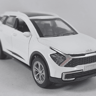 Kia sportage 2024 verde Escala 1/36 con luces LED